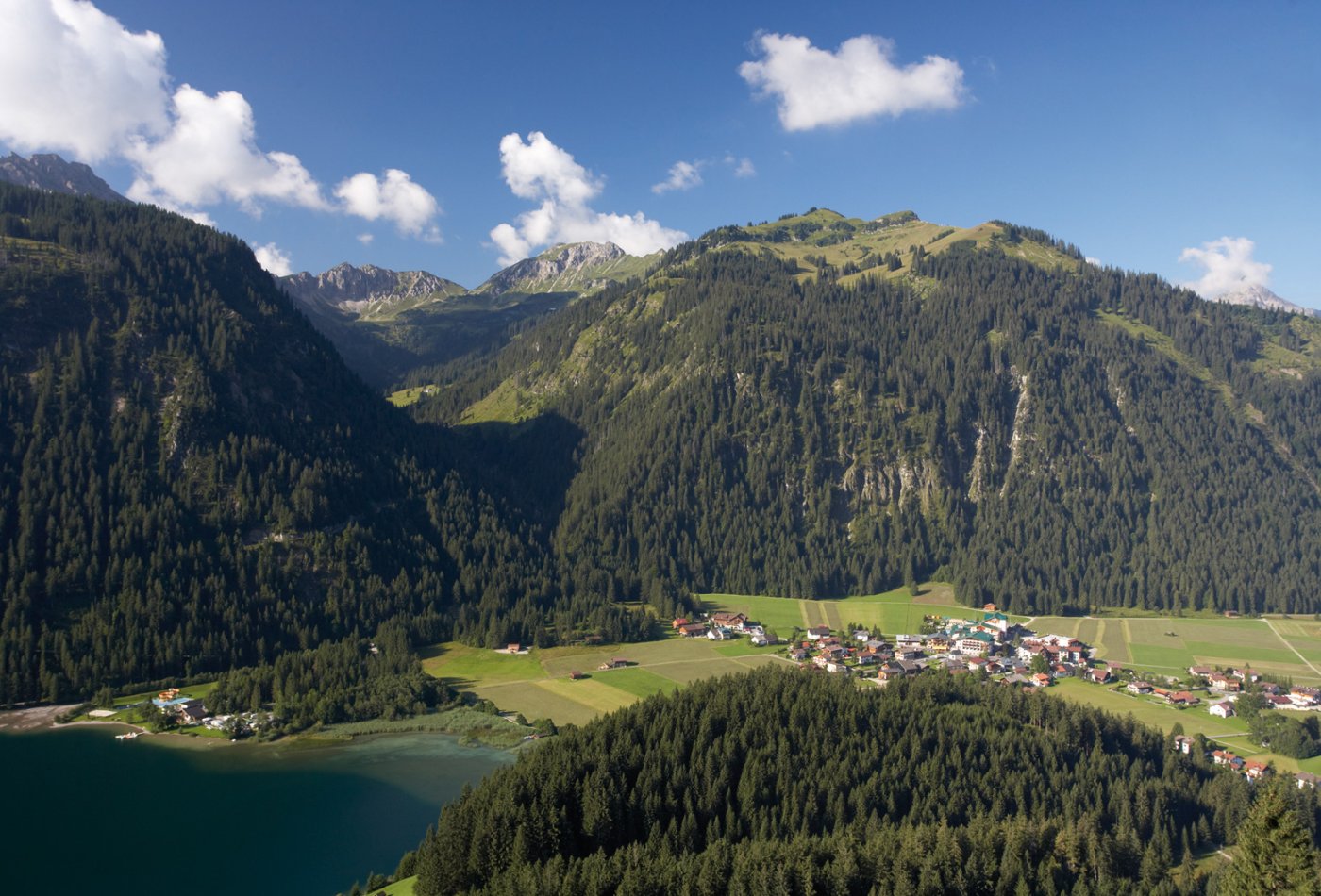 c_tvb_tannheimer_tal_landschaft_22.jpg c_tvb_tannheimer_tal_landschaft_22.jpg